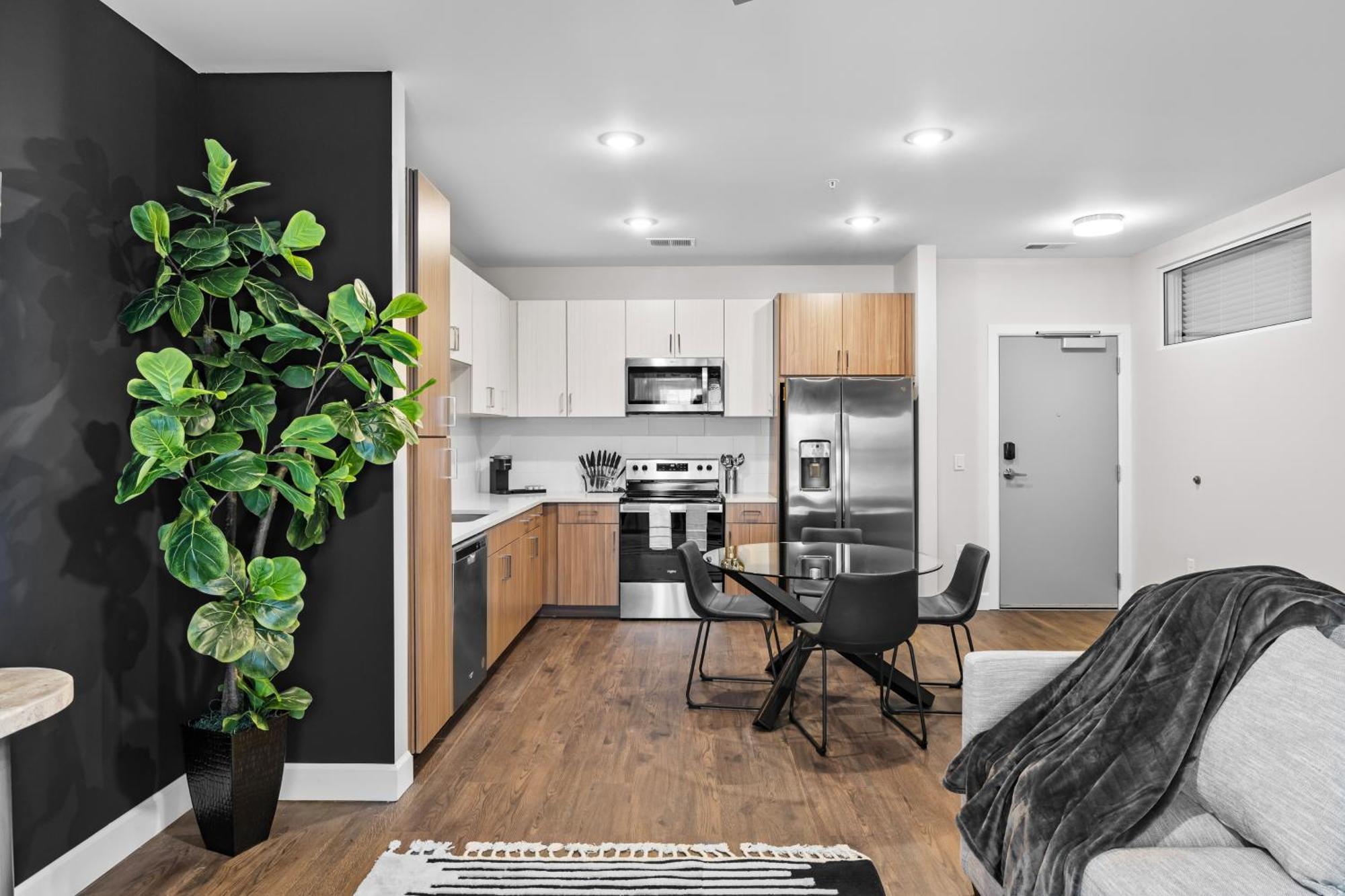 Midnight Manor Penthouse Suite The Gulch 내슈빌 외부 사진