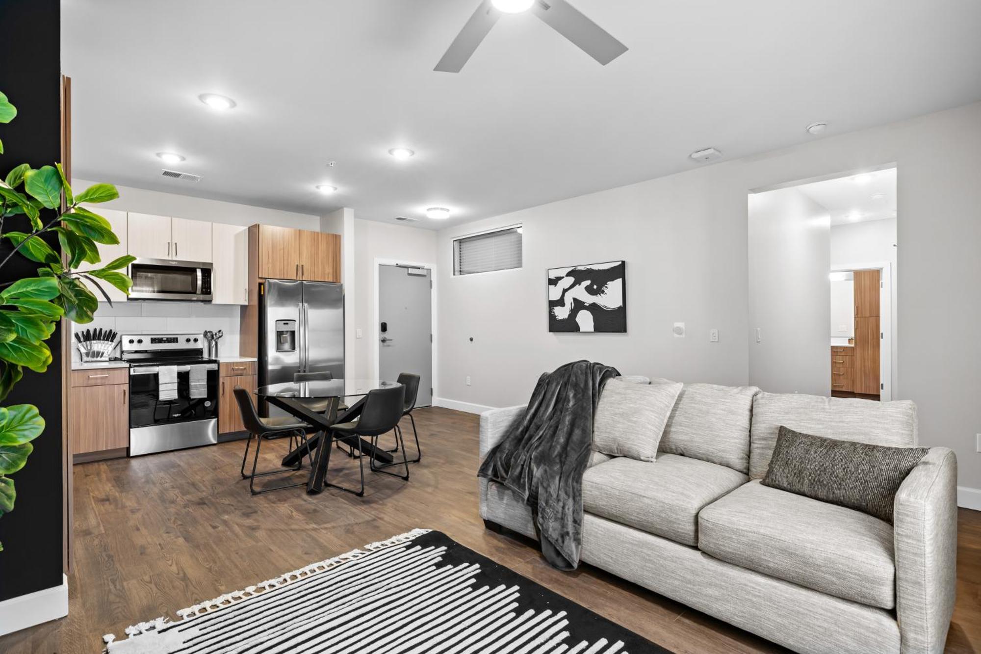 Midnight Manor Penthouse Suite The Gulch 내슈빌 외부 사진